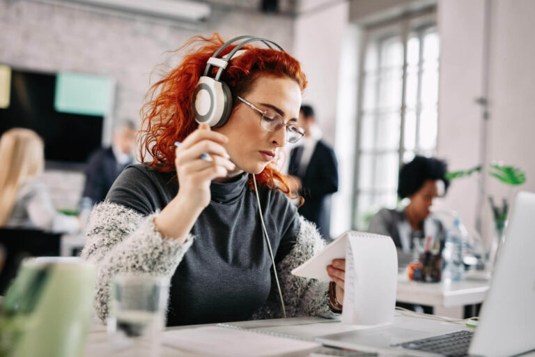 Headphone para Trabalho: Como Escolher o Melhor para Home Office